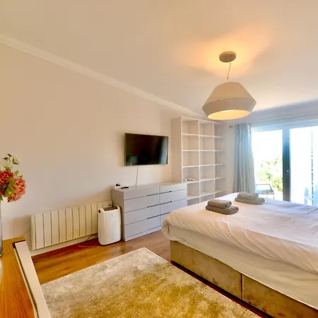 Chalice - Luxury With Pool And Sea-view Villa